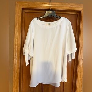 Everleigh tie sleeve top